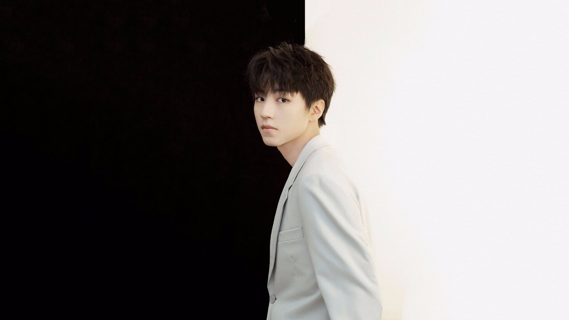 羽毛球比赛强强对话引爆关注，羽毛球比赛对战表