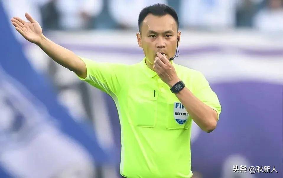 包含开云体育:中超联赛裁判委员会:公布裁判判罚标准,提升执法透明度的词条 包含开云体育:中超联赛裁判委员会:公布裁判判罚标准,提升执法透明度的词条